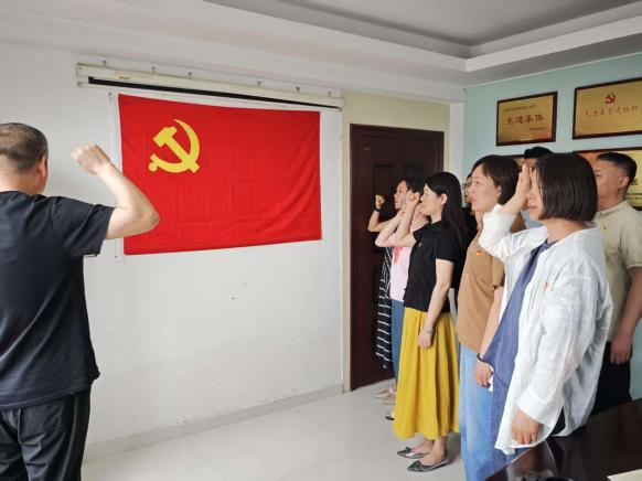 严守八项规定 喜迎“七一”华诞——乐鱼官方网站-乐鱼(中国)
咨询党支部组织开展迎“七一”主题党日活动